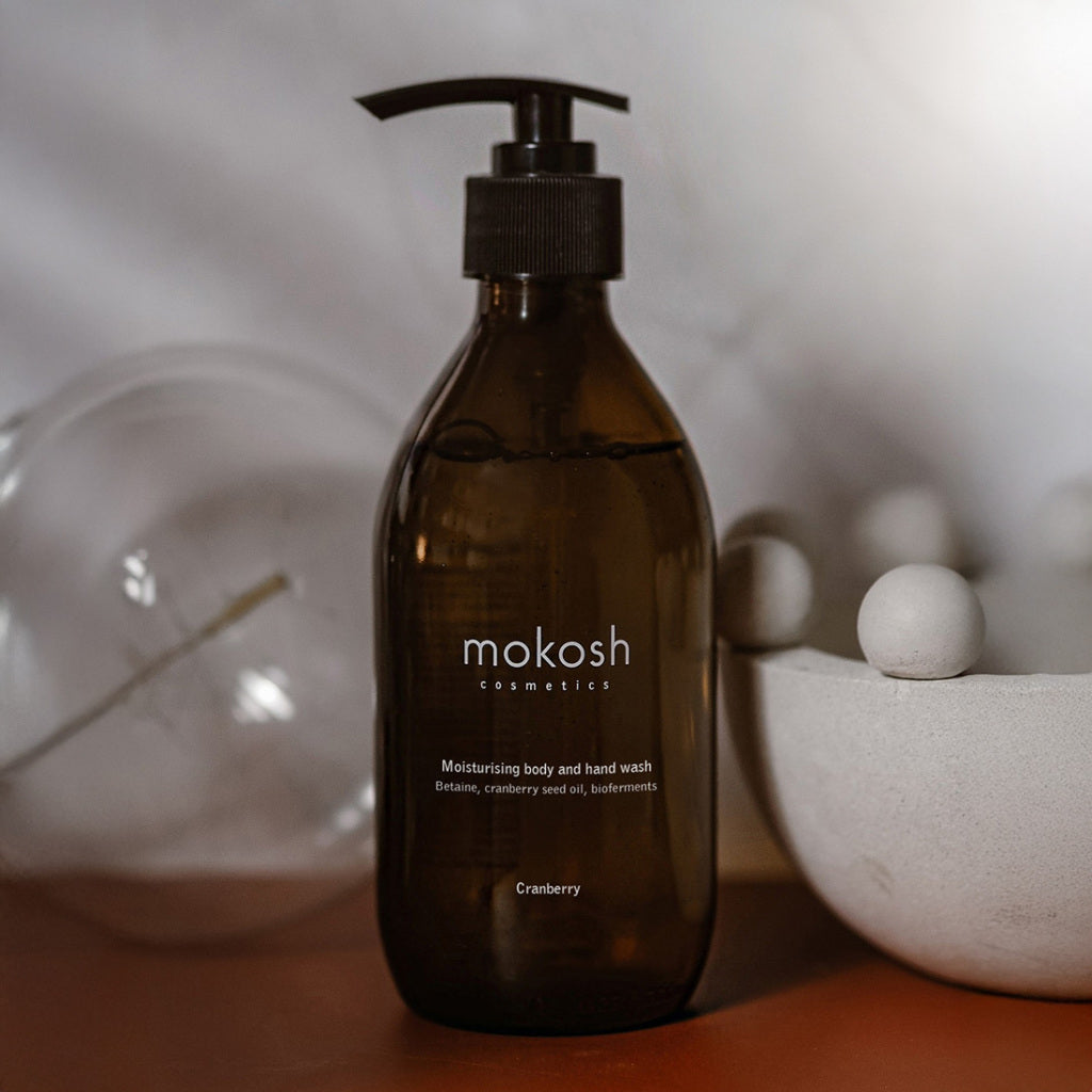 Hydratační mycí gel na tělo a ruce – Brusinka