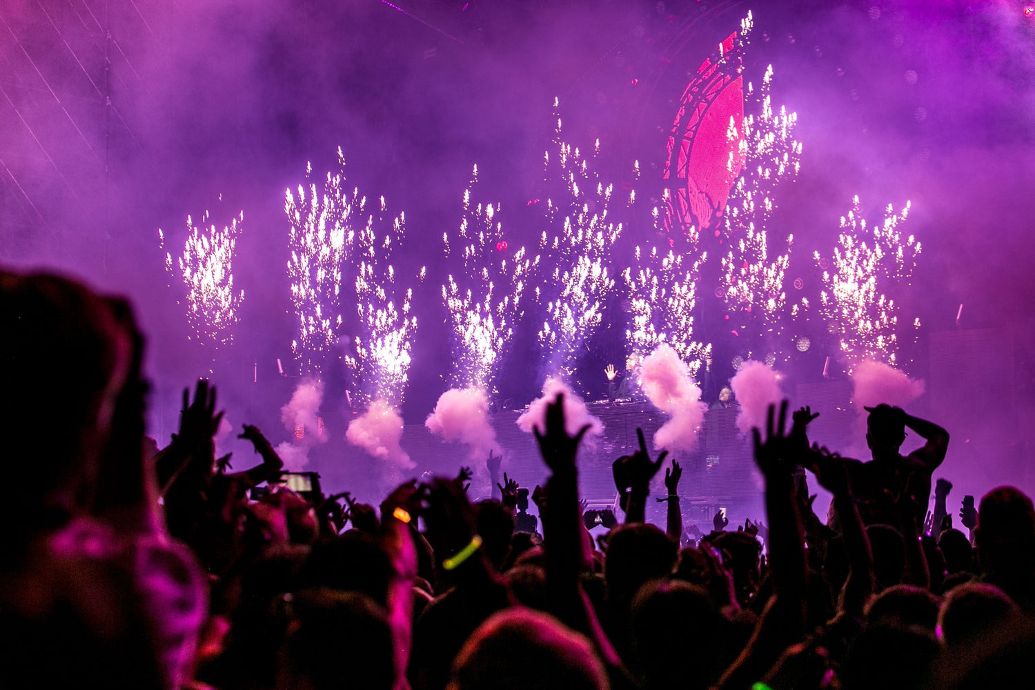 Festivalová sezóna: Jak pečovat o pleť i tělo během náročných letních dnů